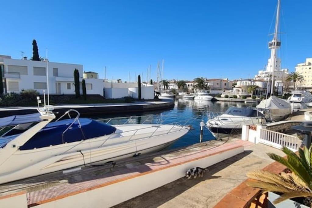 Appartement terrasse emplacement n° 1 Empuriabrava Extérieur photo